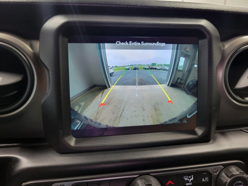 Used 2022 Jeep Wrangler Unlimited Sport AWD/4WD image 54