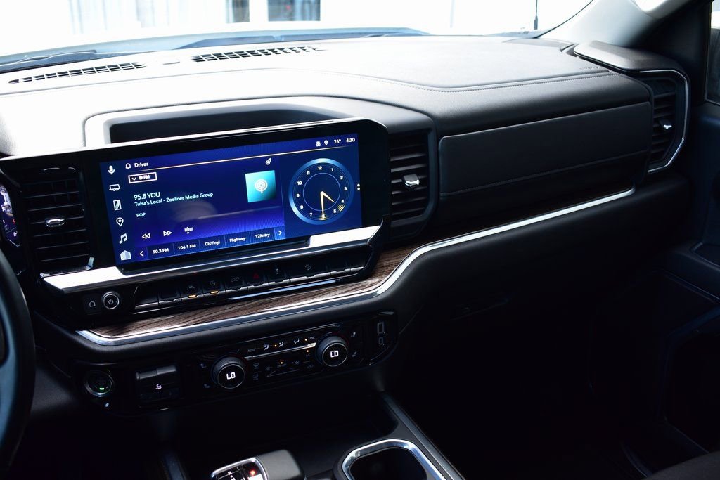 Used 2025 Chevrolet Silverado 1500 LT image 27