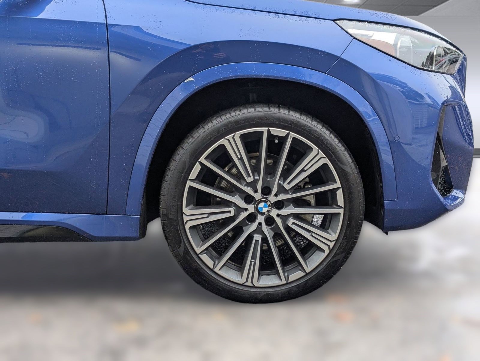 Used 2025 BMW X1 xDrive28i w/ Technology Package image 12