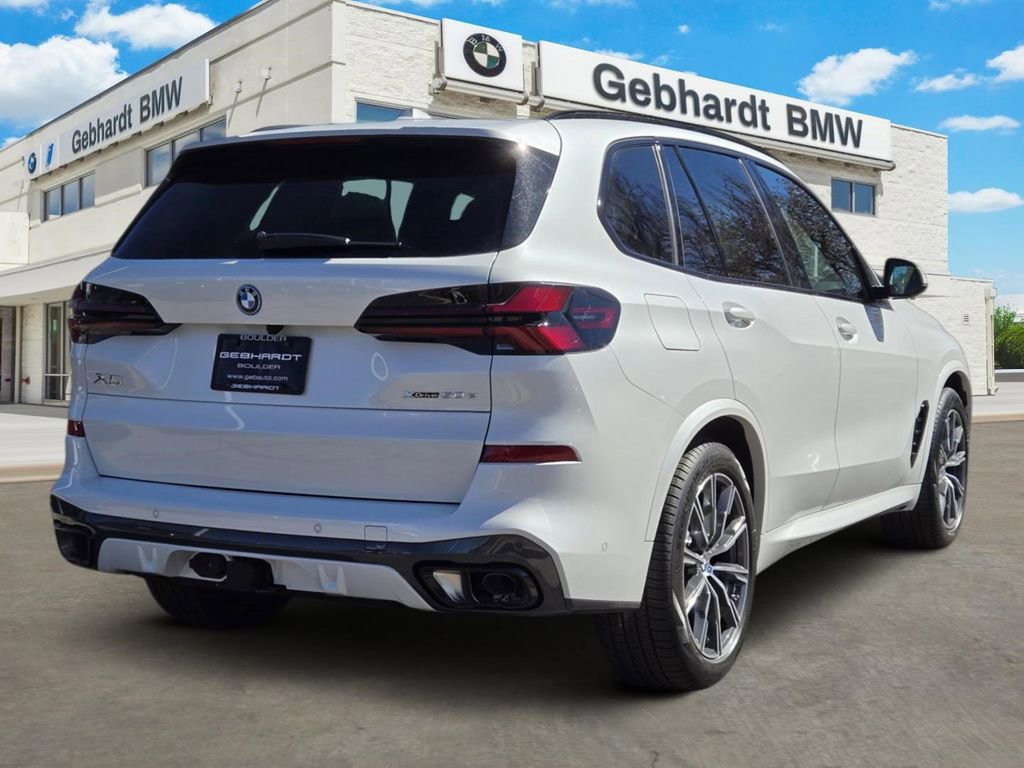 New 2026 BMW X5 xDrive50e w/ M Sport Package AWD/4WD image 5