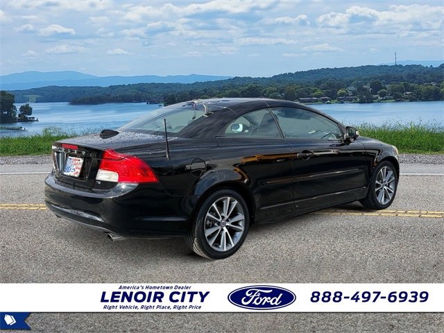 Used 2011 Volvo C70 T5 image 3