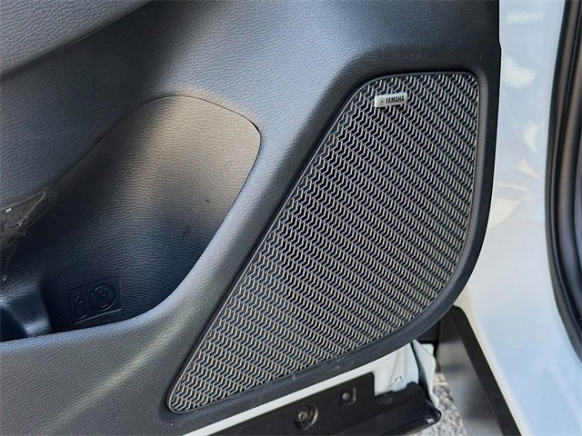 Used 2025 Mitsubishi Outlander SEL image 25