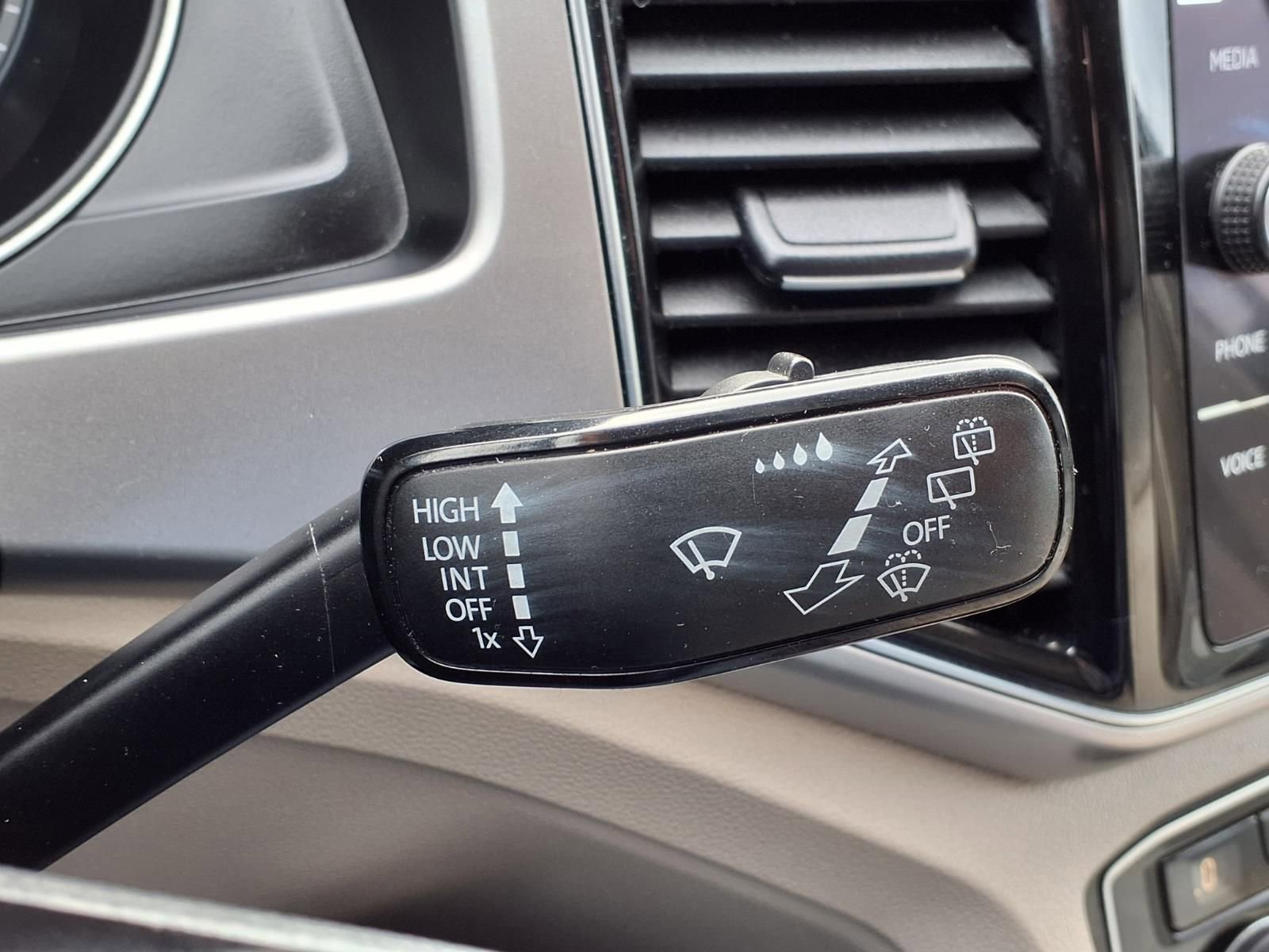 Used 2018 Volkswagen Atlas SEL AWD/4WD image 21
