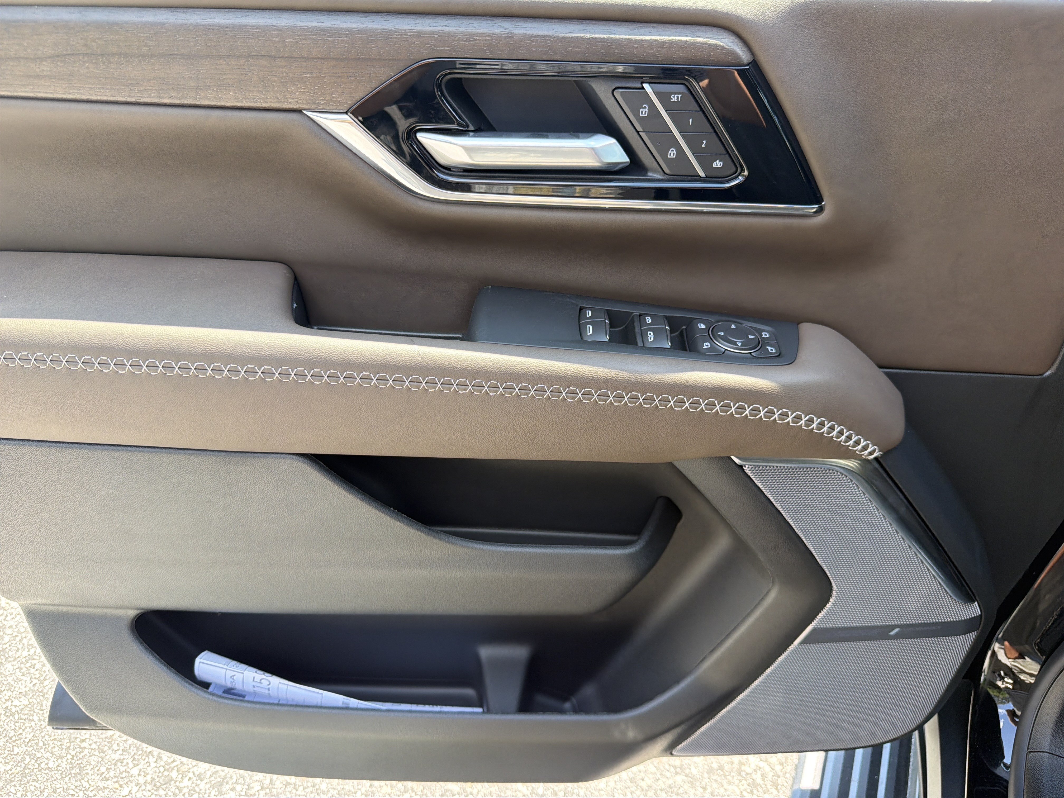 New 2026 GMC Yukon XL Denali Ultimate AWD/4WD image 11