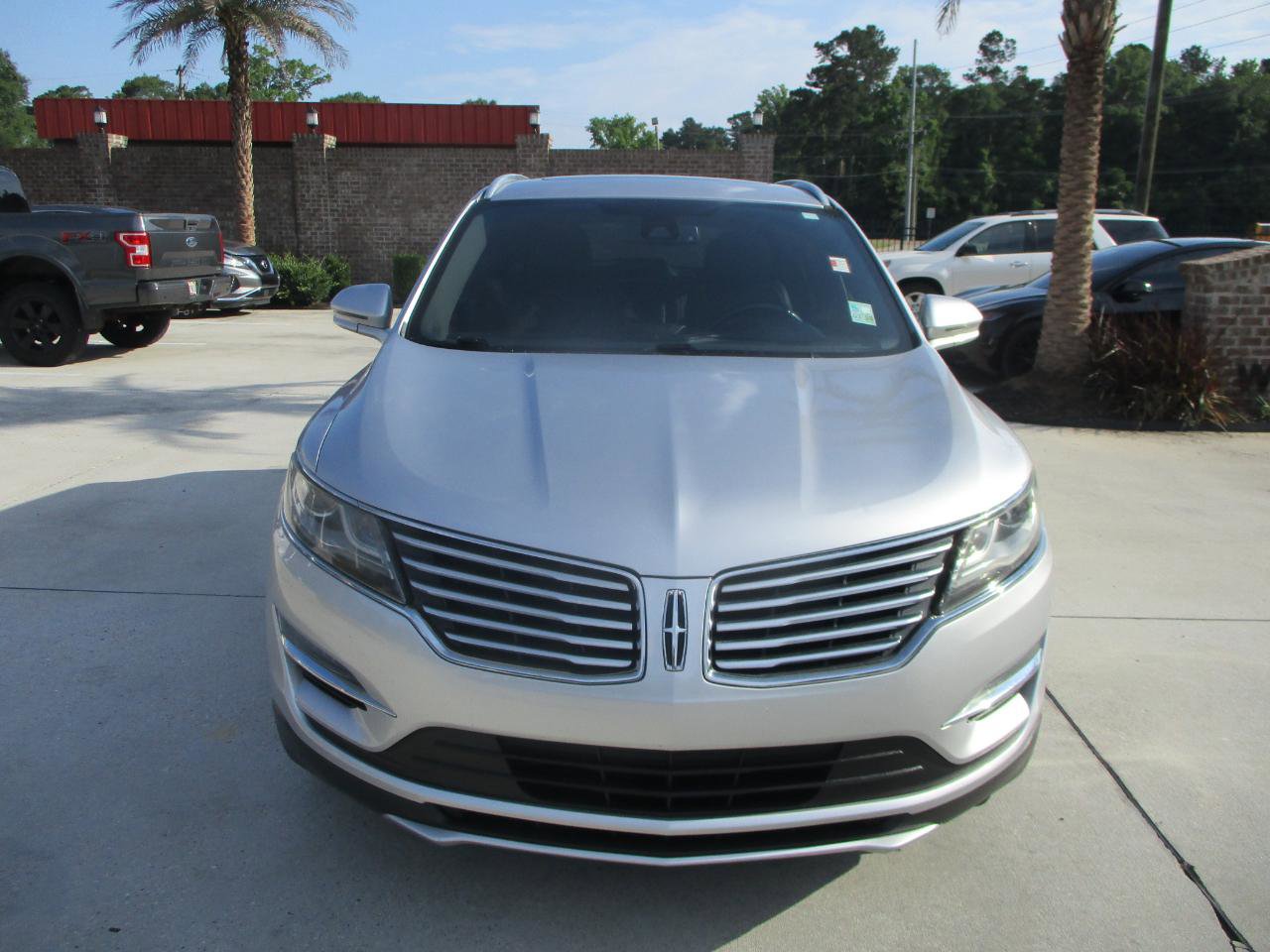 Used 2018 Lincoln MKC Reserve w/ Lincoln MKC Climate Package FWD image 12