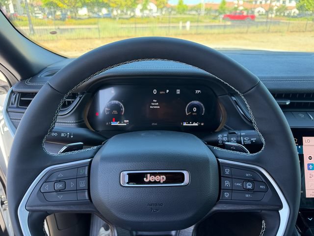 New 2026 Jeep Grand Cherokee L Limited w/ Limited Altitude Package AWD/4WD image 14