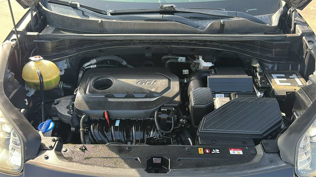 Used 2020 Kia Sportage EX w/ EX Technology Package FWD image 3
