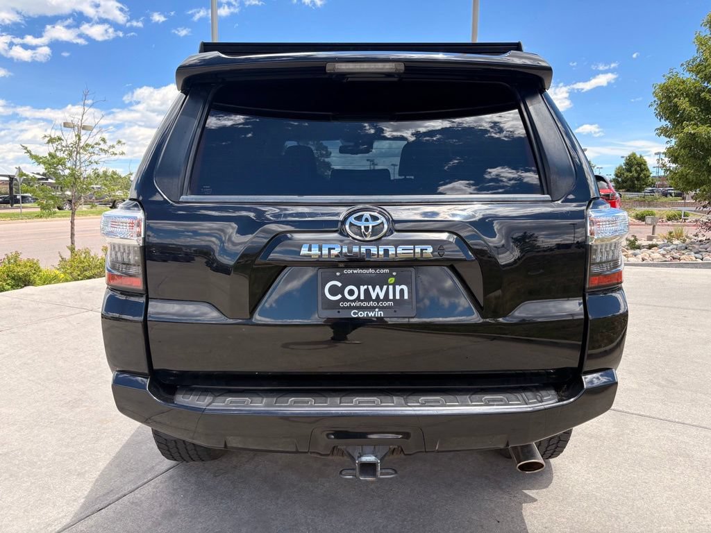 Used 2020 Toyota 4Runner SR5 Premium w/ Moonroof Package AWD/4WD image 8
