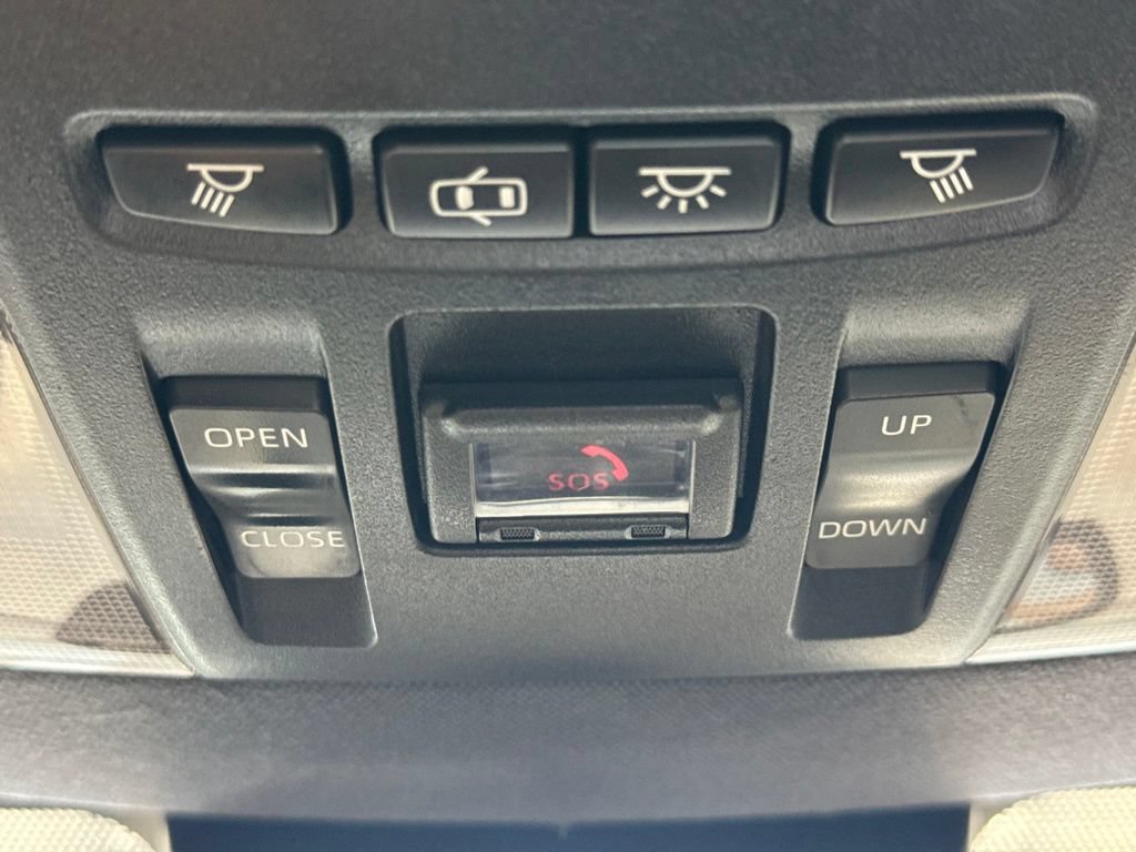 Used 2021 Toyota Corolla XSE FWD image 18