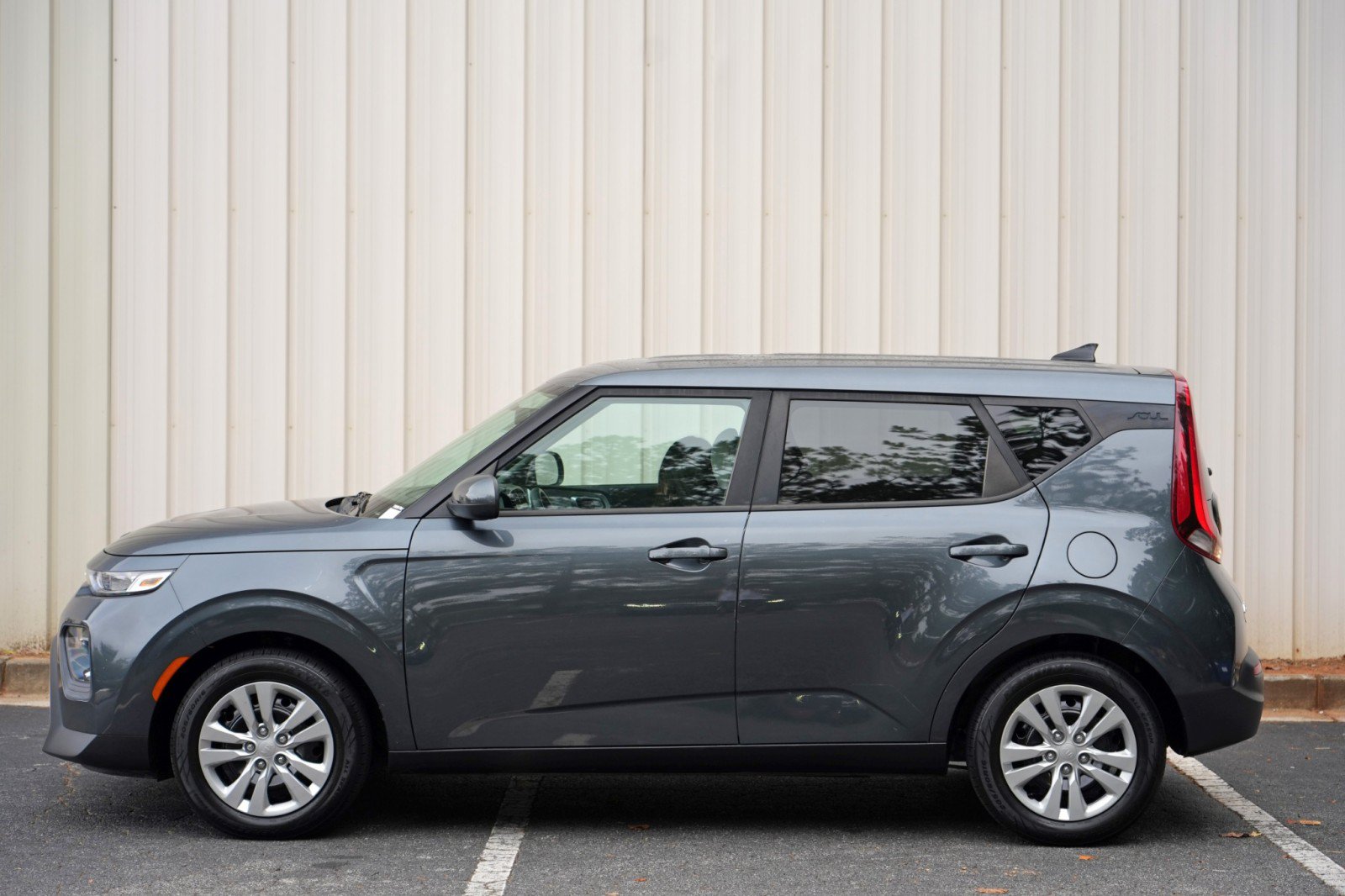 Used 2020 Kia Soul LX FWD image 39