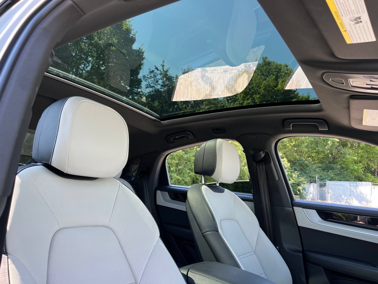 Certified 2024 Porsche Cayenne S AWD/4WD image 22