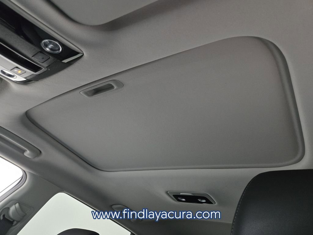 Used 2023 Kia Seltos EX image 12