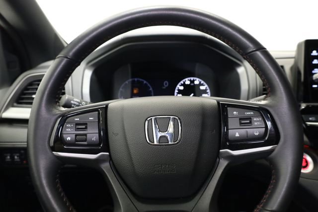 Used 2025 Honda Odyssey Sport-L image 17