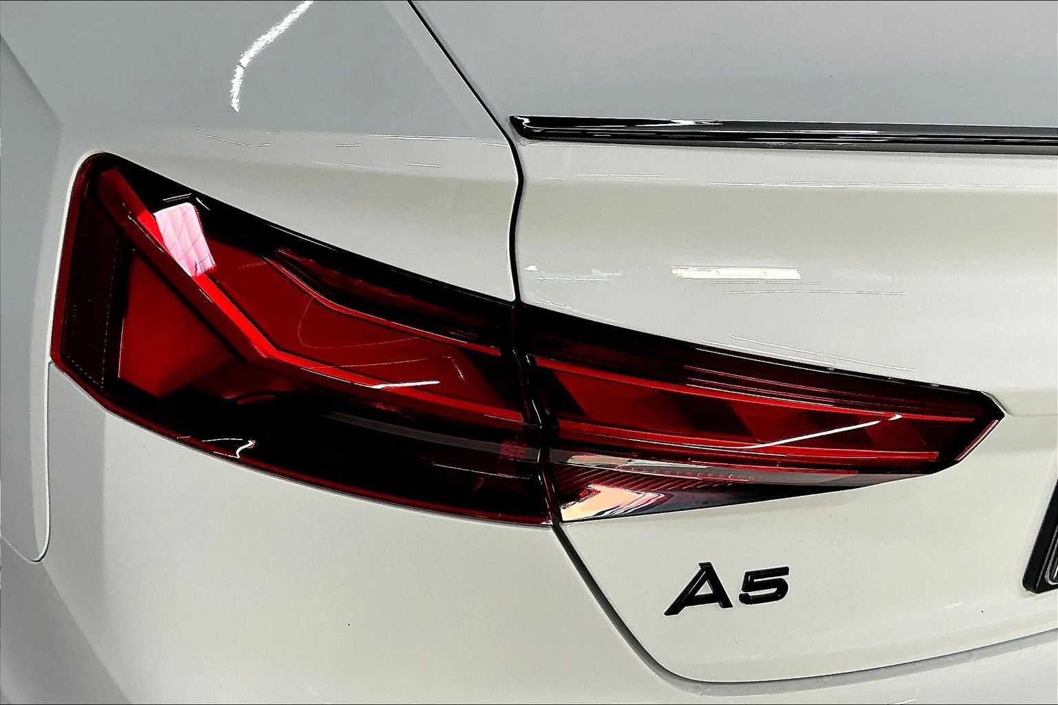 Used 2025 Audi A5 2.0T Premium Plus w/ Premium Plus image 31