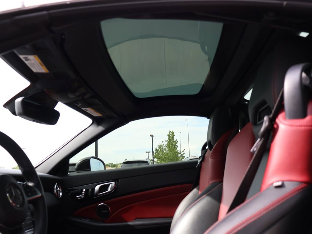 Used 2018 Mercedes-Benz SLC 43 AMG image 14