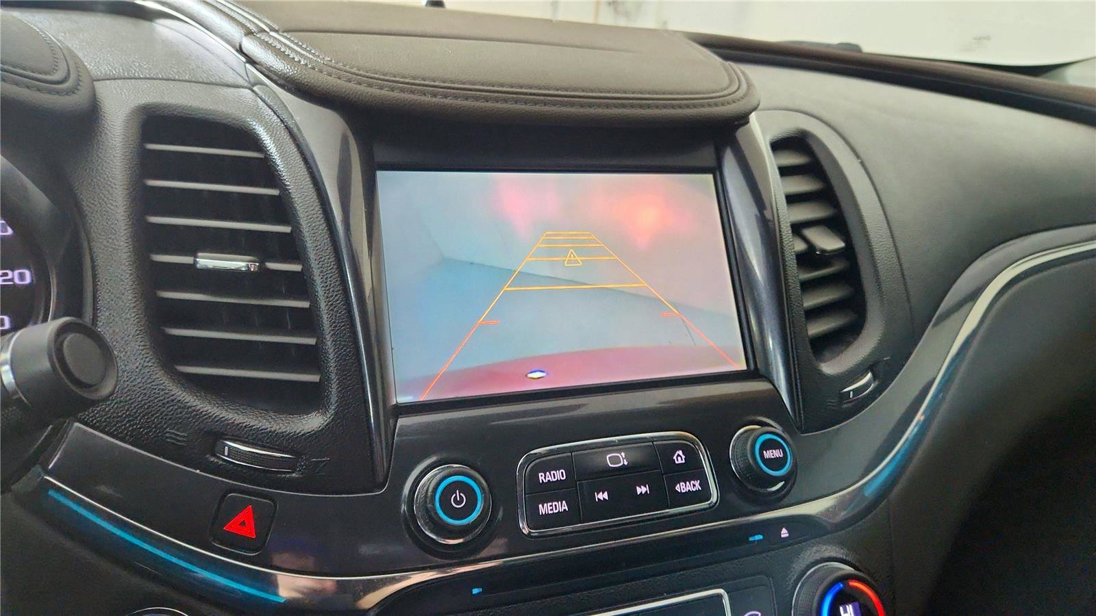 Used 2015 Chevrolet Impala LT image 47