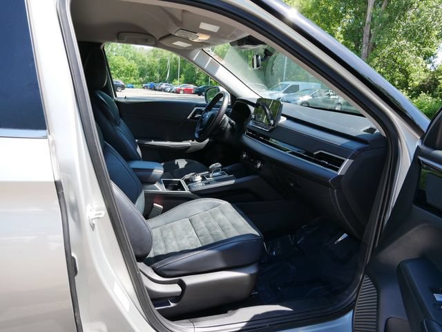 Used 2024 Mitsubishi Outlander SE AWD/4WD image 8