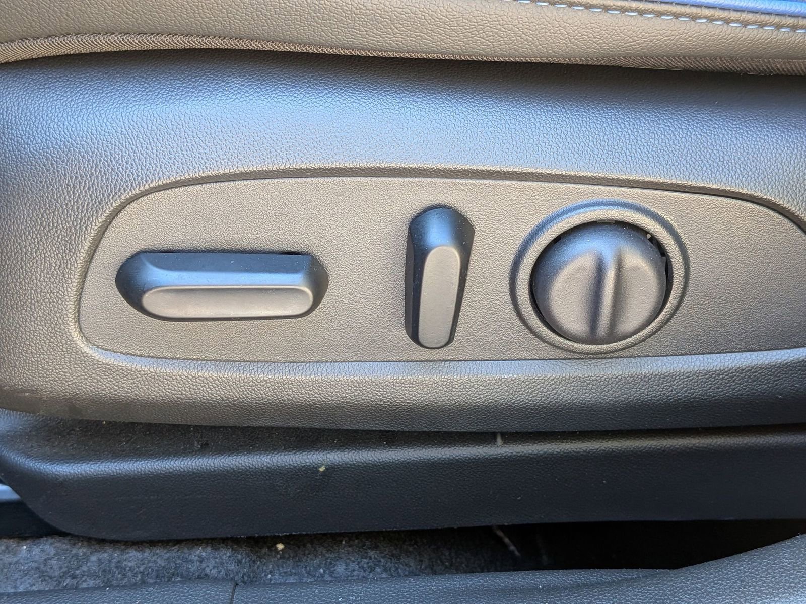 Used 2024 Buick Envista Sport Touring w/ Convenience I Package FWD image 16