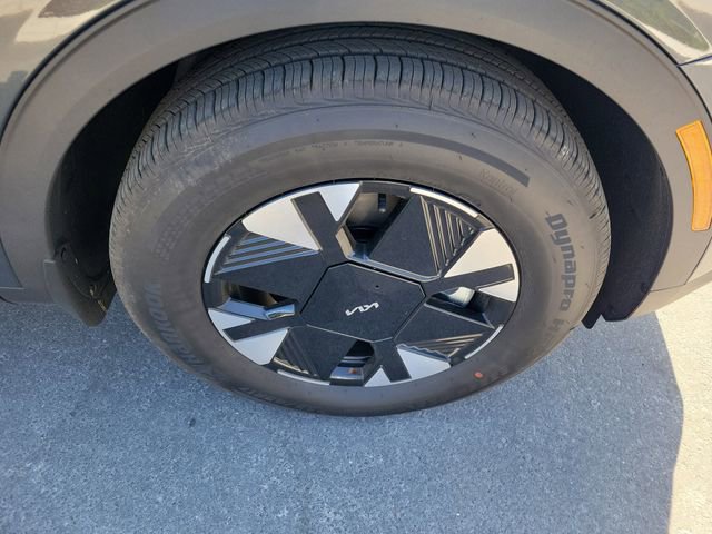 Used 2026 Kia Sportage LX image 6