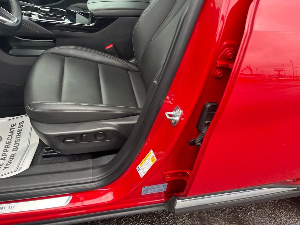 Used 2025 Buick Envision Preferred image 20
