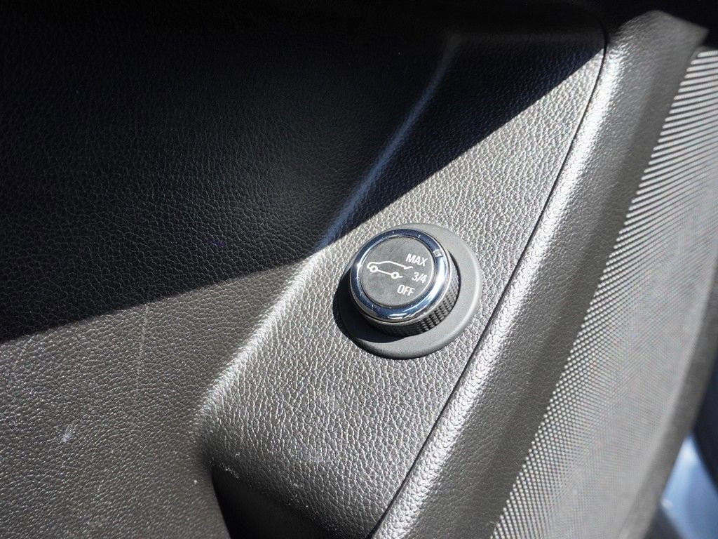 Used 2020 Chevrolet Traverse LT AWD/4WD image 38