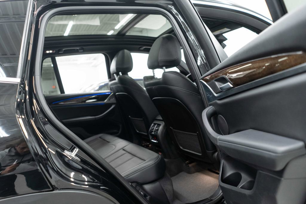 Used 2023 BMW X3 xDrive30i w/ Convenience Package AWD/4WD image 12