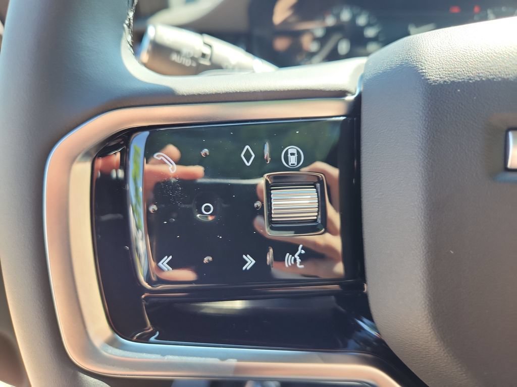 New 2026 Land Rover Discovery Sport Landmark AWD/4WD image 19
