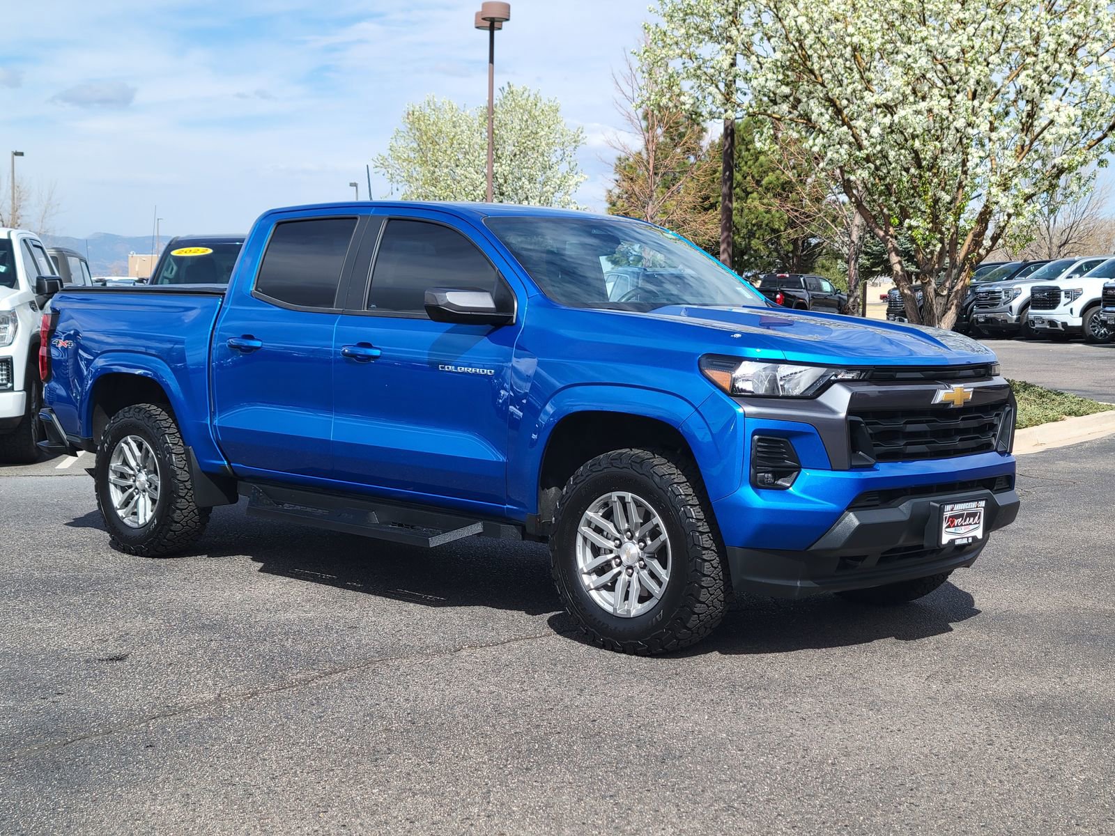 Used 2024 Chevrolet Colorado LT w/ LT Convenience Package II image 1