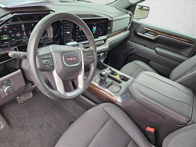 Used 2024 GMC Sierra 1500 Elevation AWD/4WD image 10