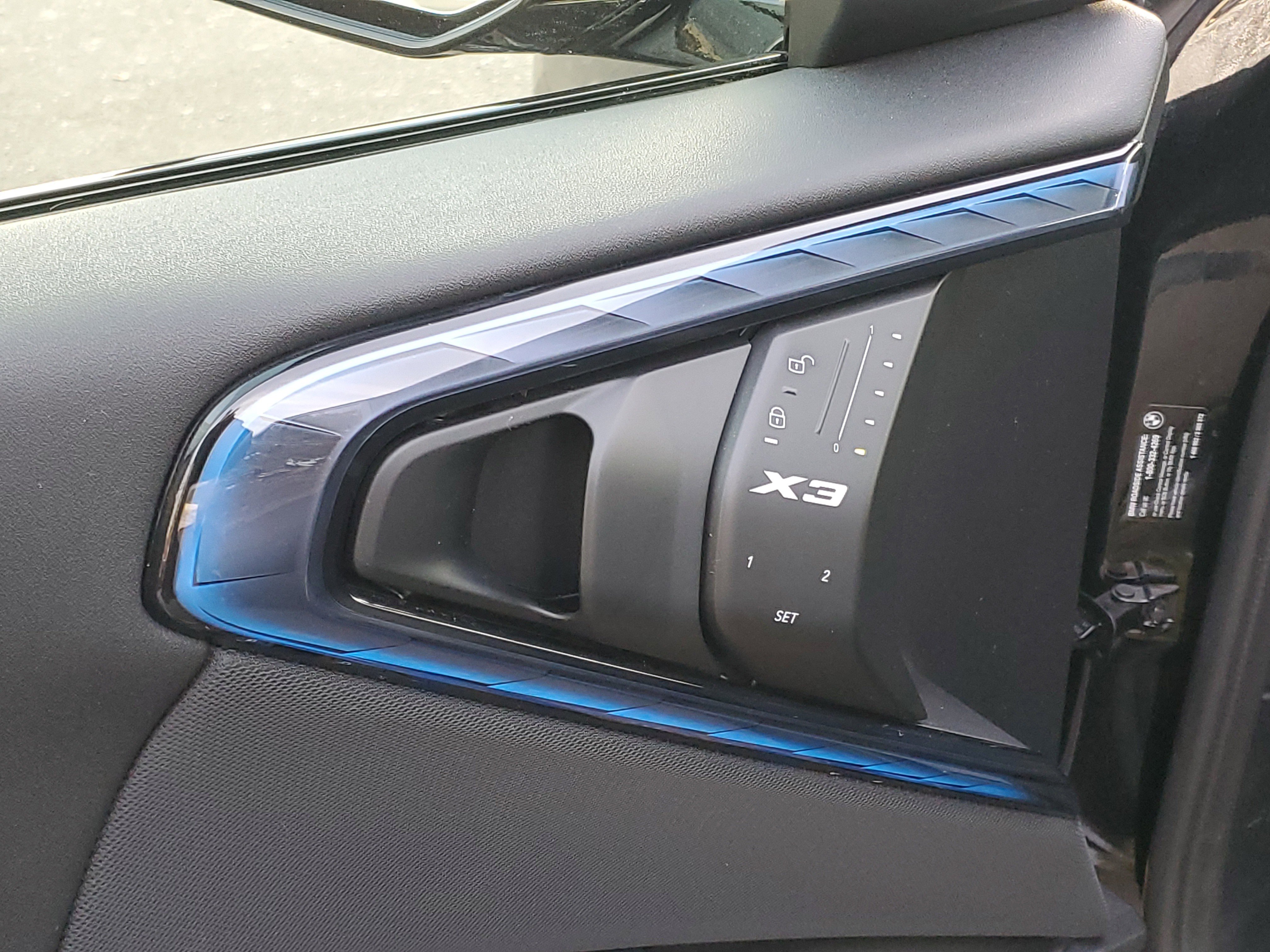 Used 2025 BMW X3 xDrive30i w/ Premium Package image 7