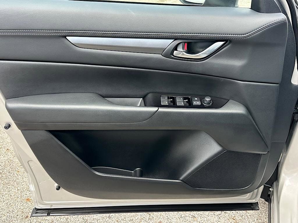 Used 2025 MAZDA CX-5 AWD 2.5 S w/ Preferred Package image 14