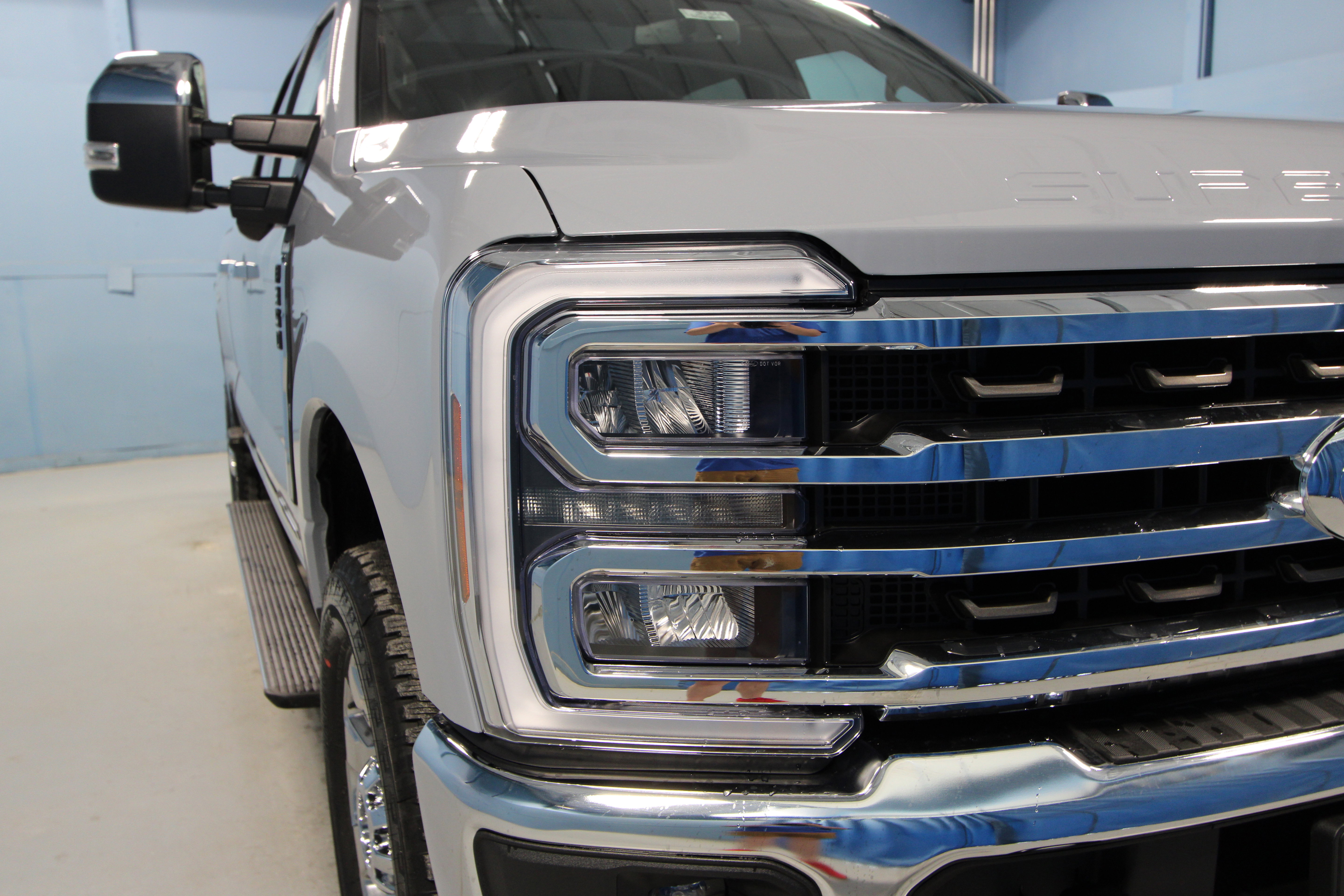 New 2025 Ford F350 King Ranch w/ Chrome Package image 39