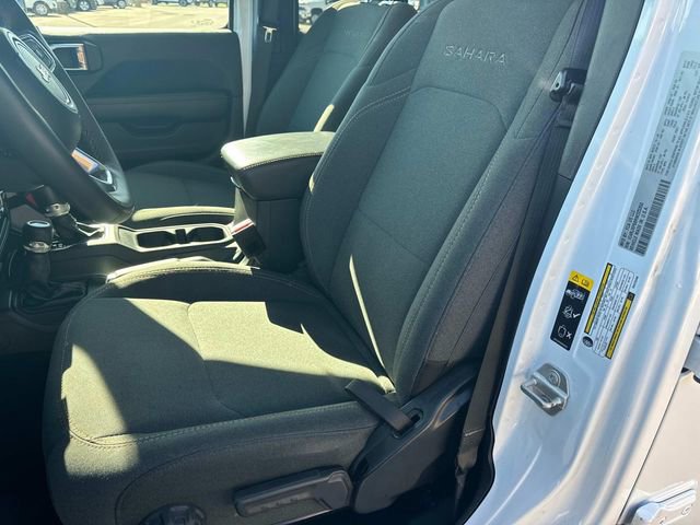 Used 2024 Jeep Wrangler Unlimited Sahara image 23