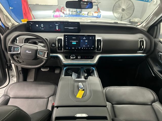 New 2027 Ford Expedition Max Platinum w/ Driver's Package AWD/4WD image 12