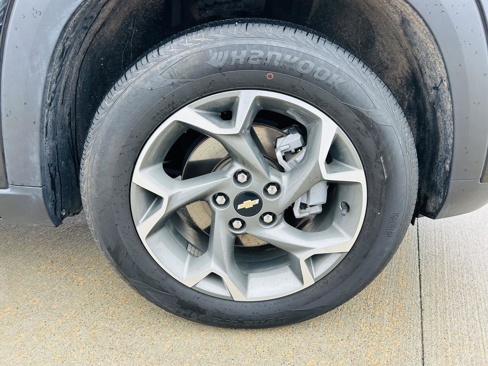 Used 2024 Chevrolet Trax LT w/ Driver Confidence Package image 39