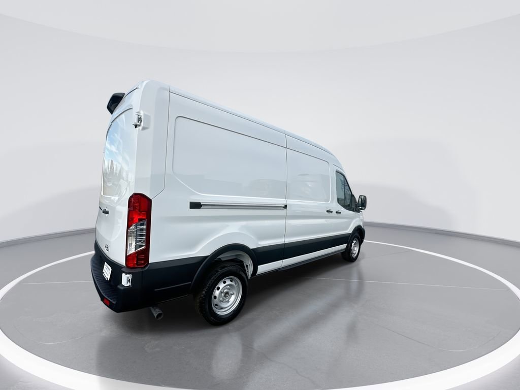 New 2026 Ford Transit 250 148 Medium Roof image 8