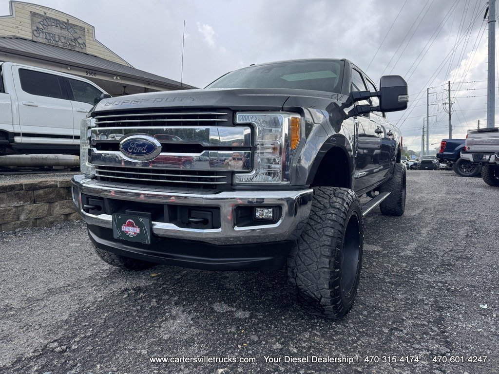 Used 2017 Ford F250 Lariat w/ Lariat Ultimate Package AWD/4WD image 3