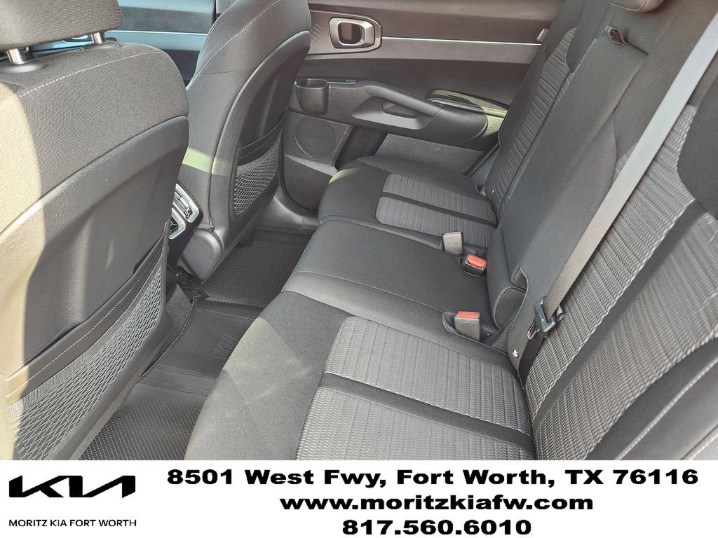 Certified 2026 Kia Sorento LX FWD image 28