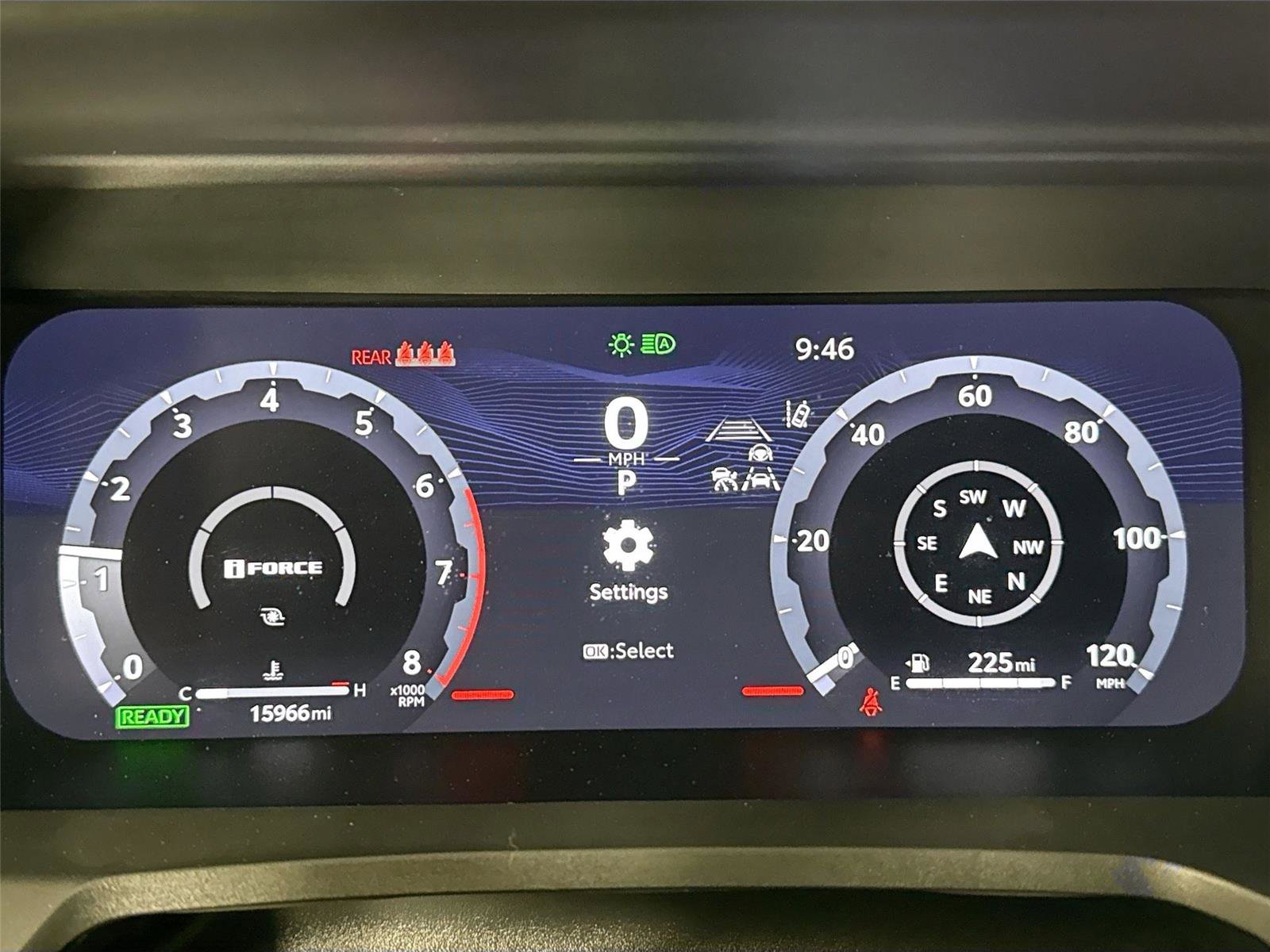 Used 2025 Toyota Tacoma TRD Pro AWD/4WD image 21