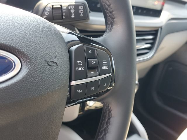 Certified 2023 Ford Escape Platinum w/ Premium Technology Package AWD/4WD image 23