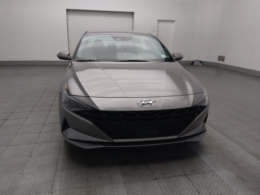 Used 2022 Hyundai Elantra SEL w/ Convenience Package FWD image 14