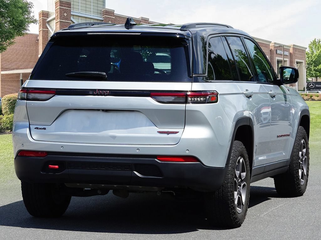 Used 2022 Jeep Grand Cherokee Trailhawk AWD/4WD image 6