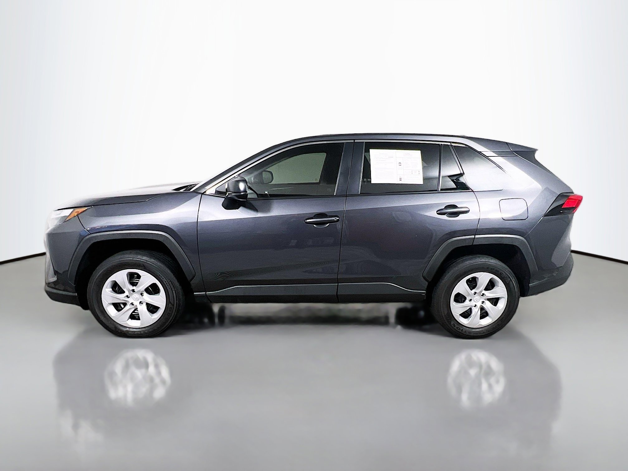 Used 2025 Toyota RAV4 LE image 9
