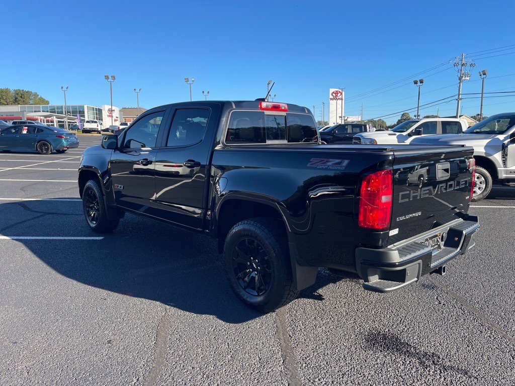 Used 2021 Chevrolet Colorado Z71 w/ Z71 Midnight Edition image 14