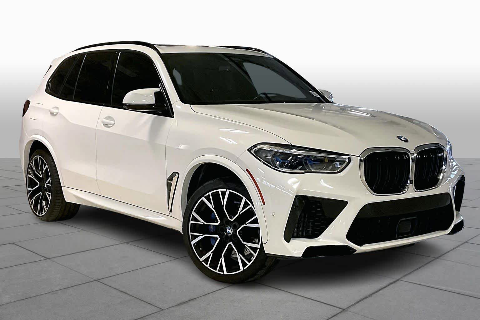 Used 2022 BMW X5 M w/ Executive Package image 2