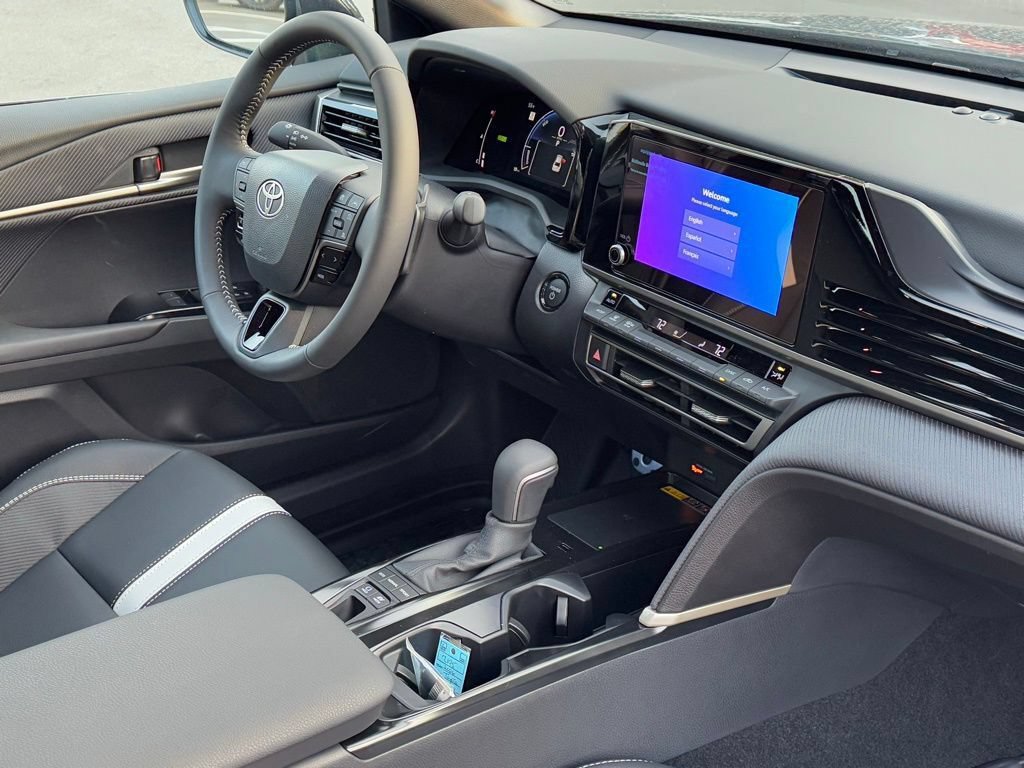New 2026 Toyota Camry SE w/ Convenience Package FWD image 5