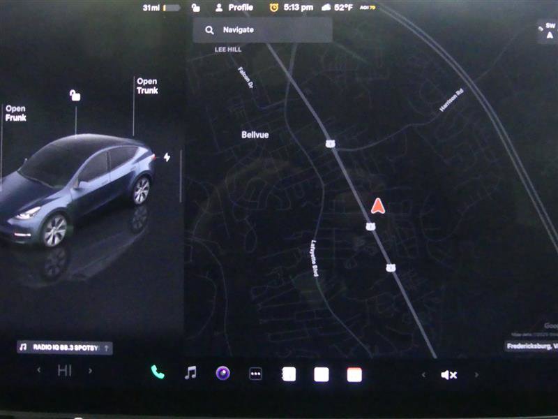 Used 2024 Tesla Model Y 2WD image 11
