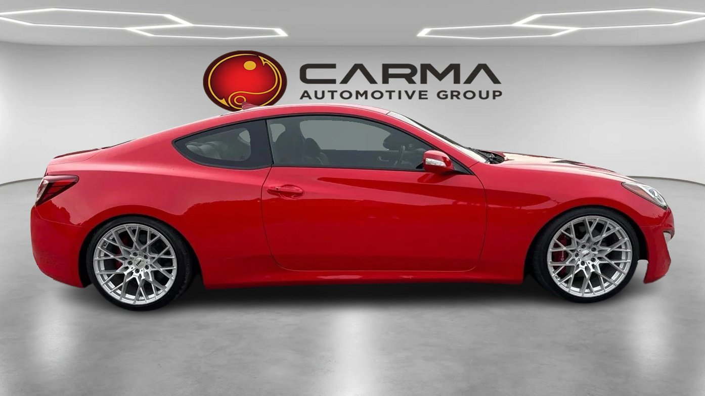 Used 2016 Hyundai Genesis Coupe 3.8 RWD image 6