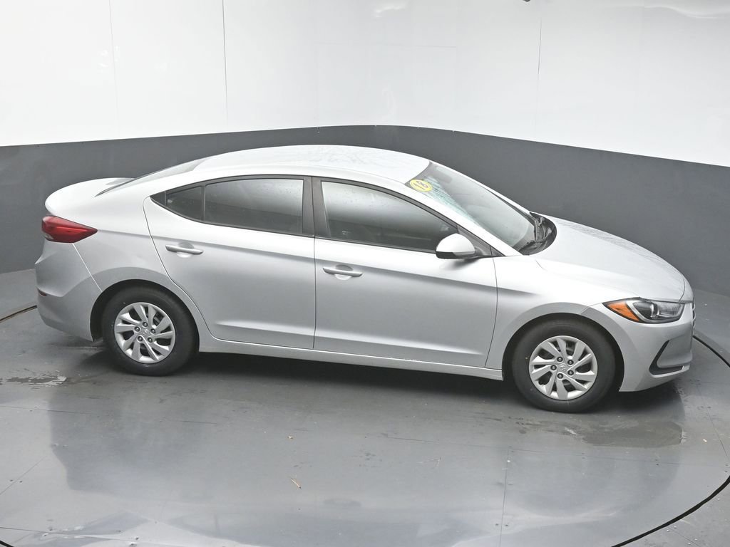 Used 2018 Hyundai Elantra SE w/ Cargo Package image 45
