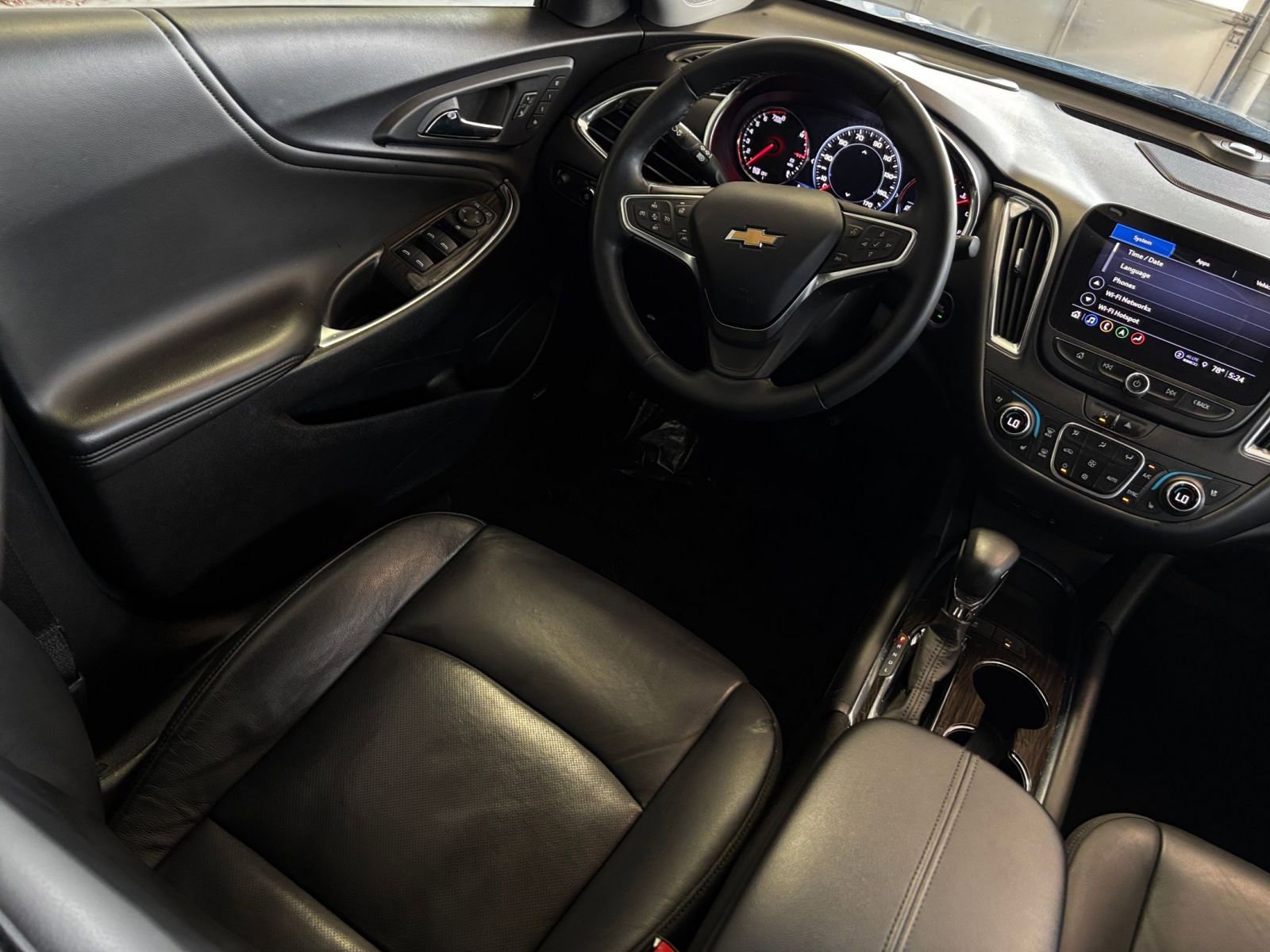 Used 2024 Chevrolet Malibu LT image 34